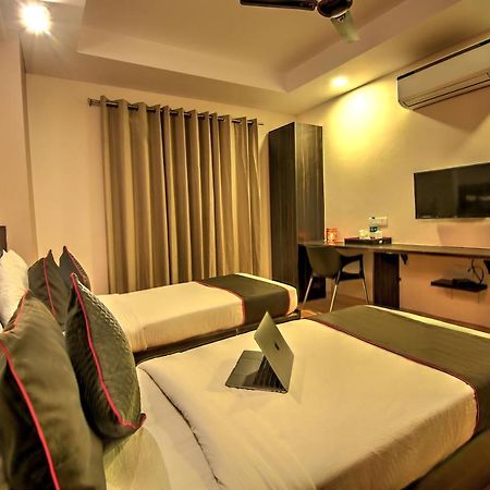Artisan Rooms Nueva Delhi Exterior foto