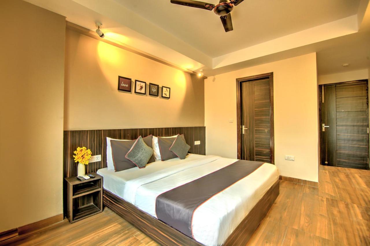 Artisan Rooms Nueva Delhi Exterior foto