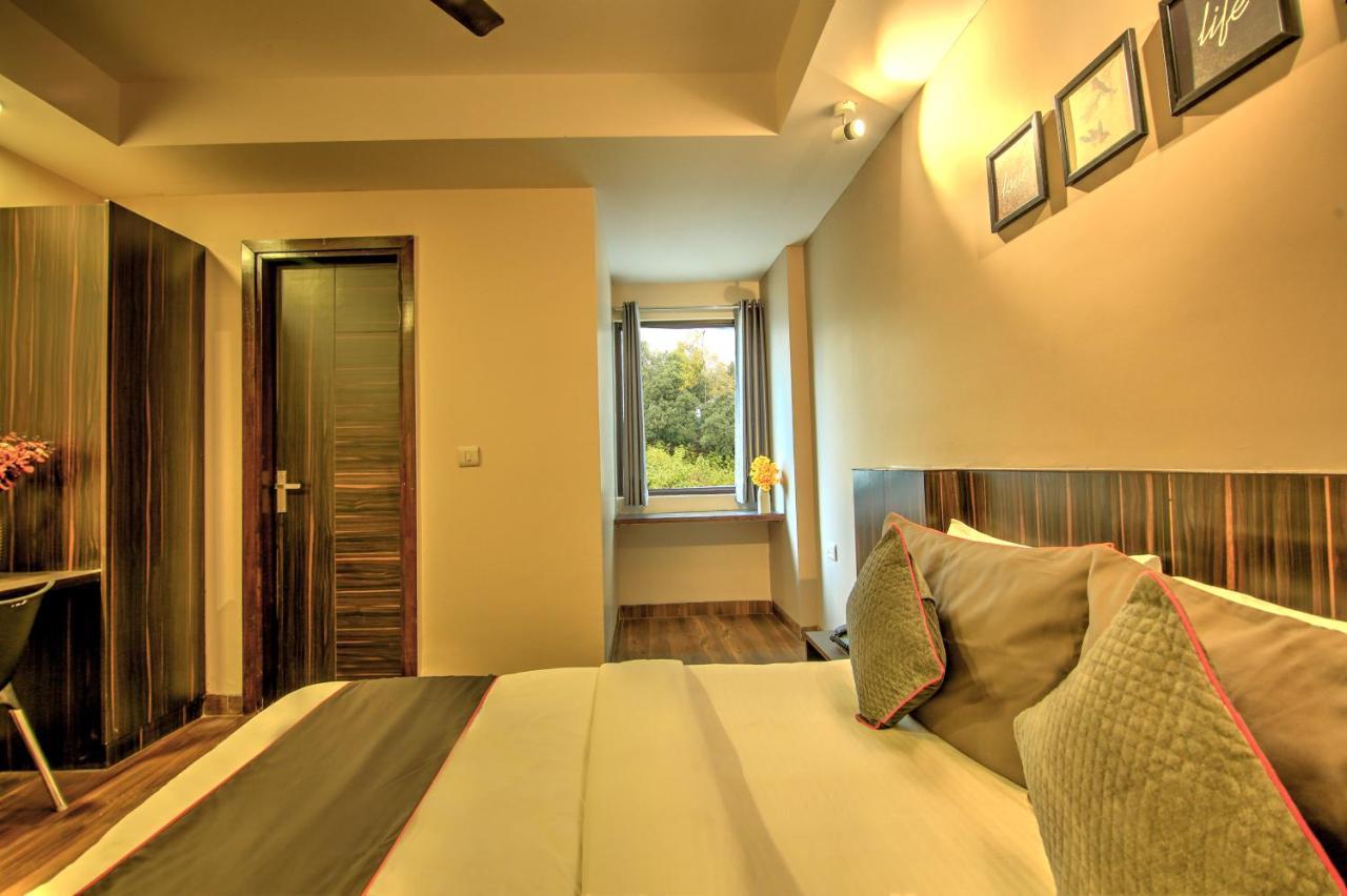 Artisan Rooms Nueva Delhi Exterior foto